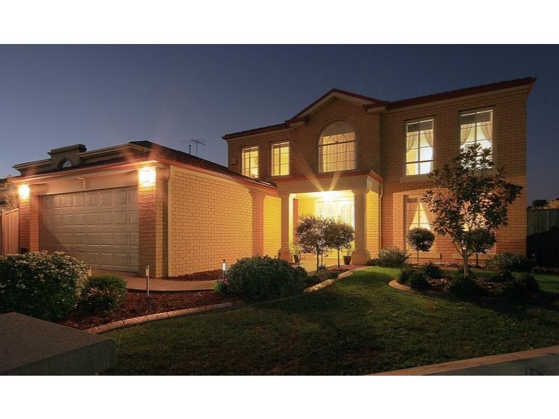 8 Parkvista Place, Berwick VIC 3806