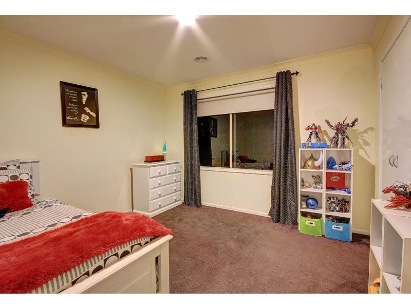 8 Parkvista Place, Berwick VIC 3806