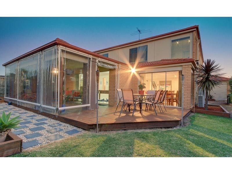 8 Parkvista Place, Berwick VIC 3806