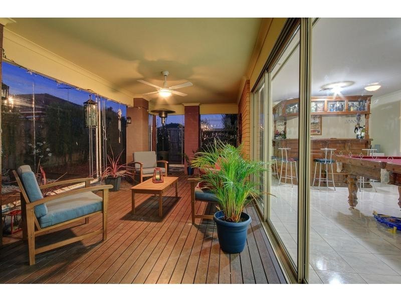 8 Parkvista Place, Berwick VIC 3806