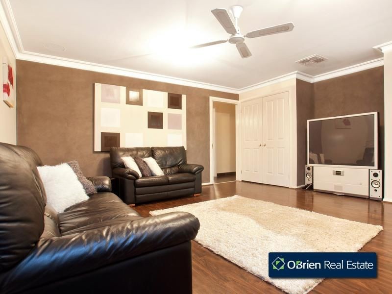 5 Kinta Close, Berwick VIC 3806