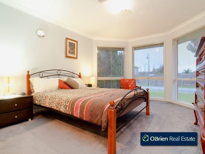 10 Vaucluse Street, Berwick VIC 3806