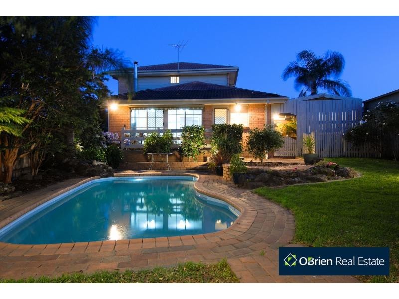 19 Van Der Haar Avenue, Berwick VIC 3806