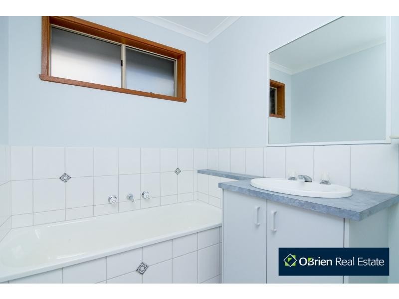 23 Pommel Street, Pakenham VIC 3810