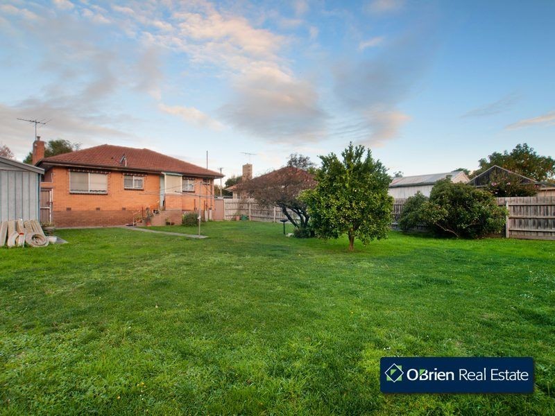 20 Evan Street, Berwick VIC 3806