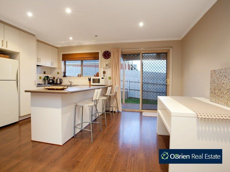 1/8 Palm Way, Narre Warren South VIC 3805