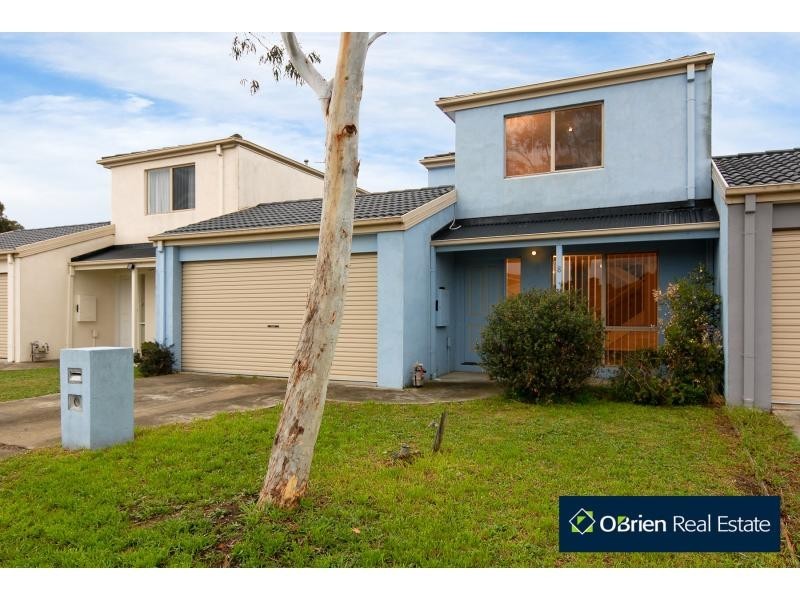 8 Wattlebird Court, Narre Warren VIC 3805