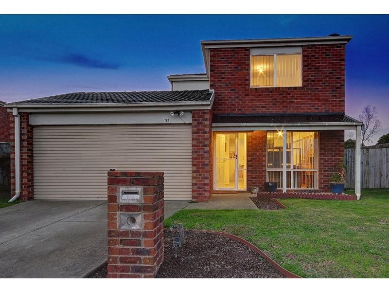 93 Sweeney Drive, Narre Warren VIC 3805