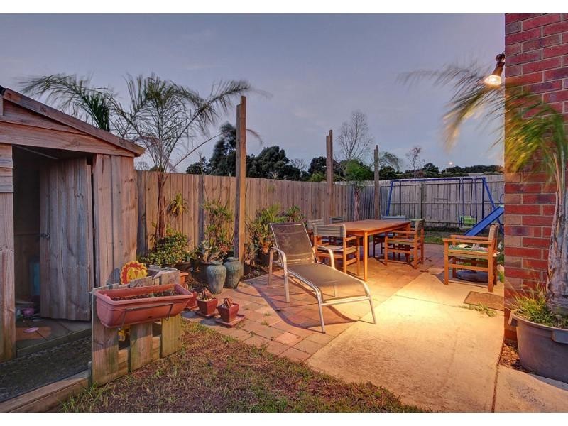 93 Sweeney Drive, Narre Warren VIC 3805
