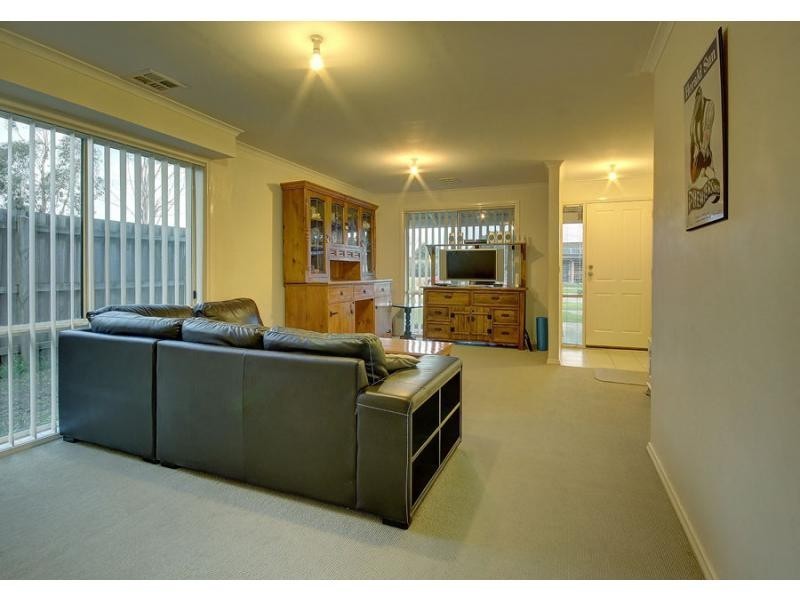 93 Sweeney Drive, Narre Warren VIC 3805
