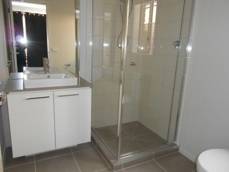 50 Evesham Crescent, Cranbourne North VIC 3977