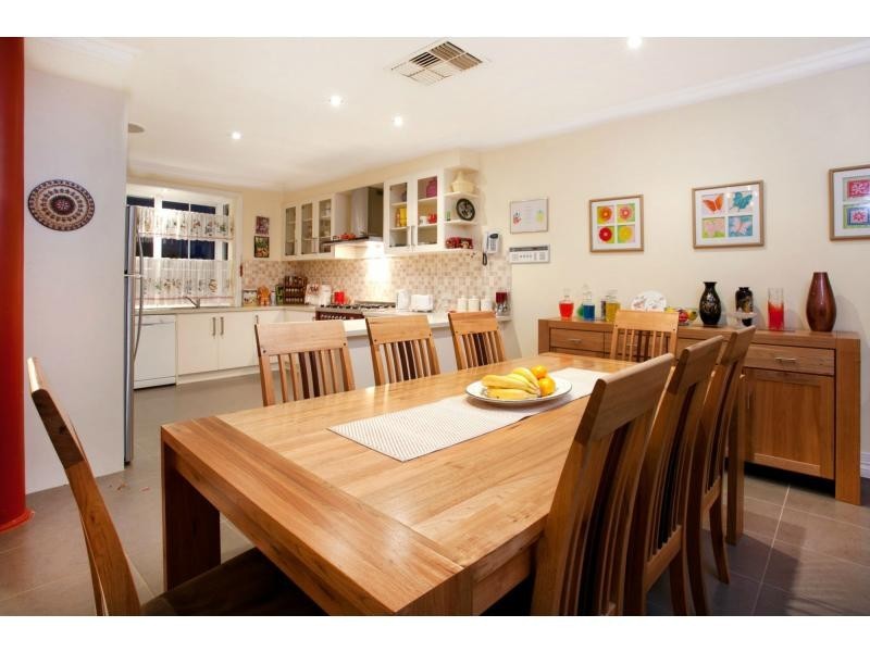 12 Georgette Crescent, Endeavour Hills VIC 3802