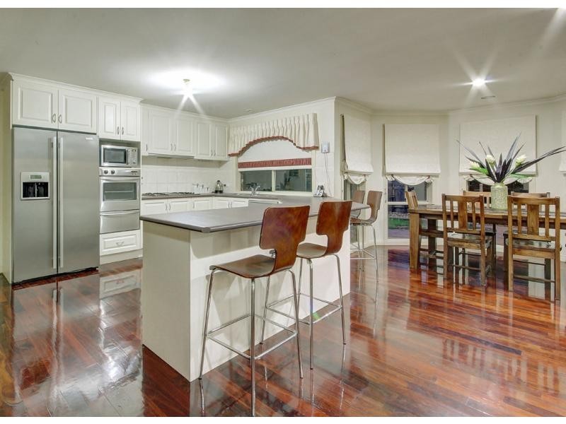 11 Padstow Court, Narre Warren South VIC 3805