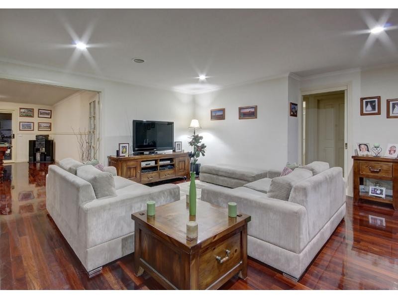 11 Padstow Court, Narre Warren South VIC 3805