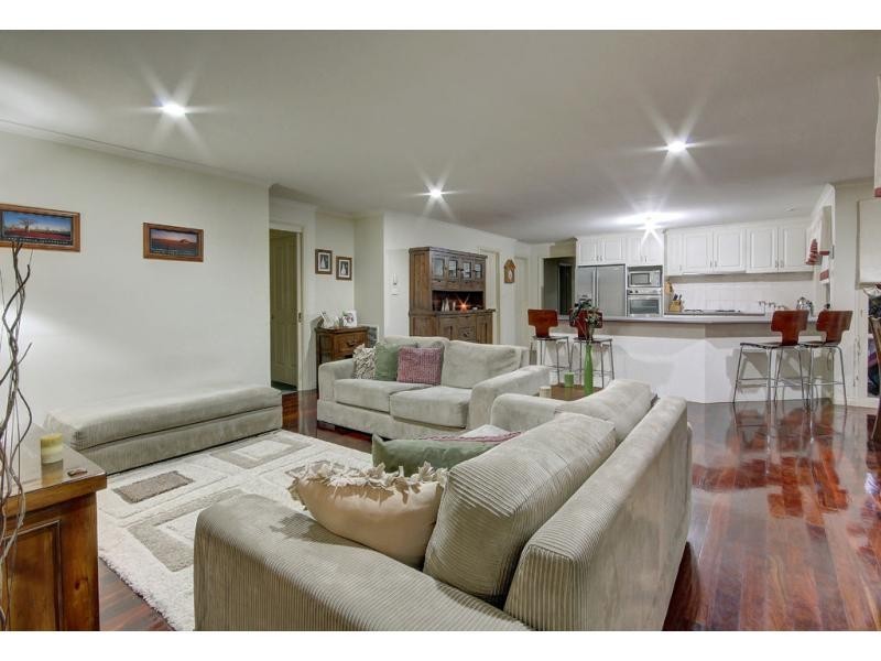 11 Padstow Court, Narre Warren South VIC 3805