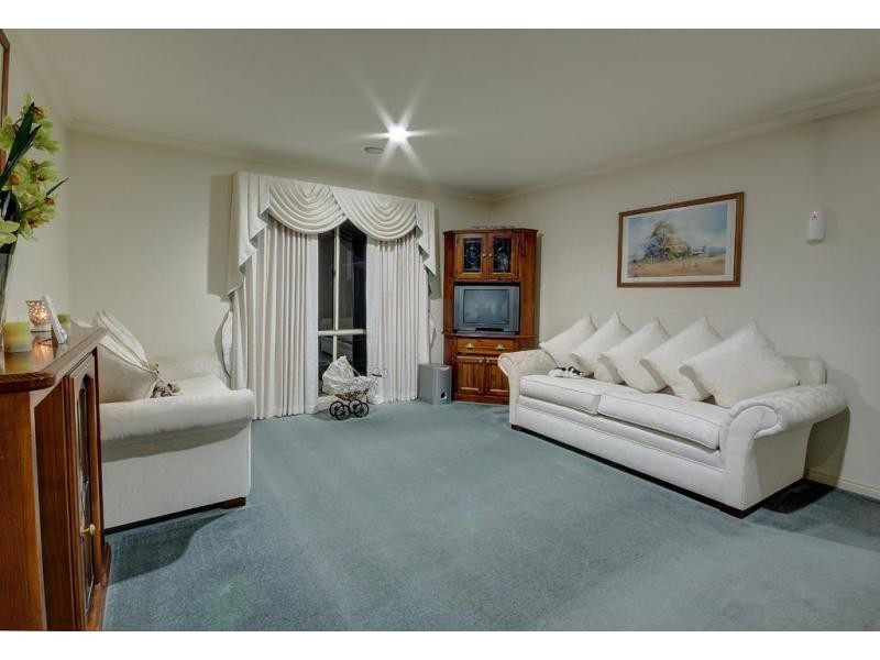 11 Padstow Court, Narre Warren South VIC 3805