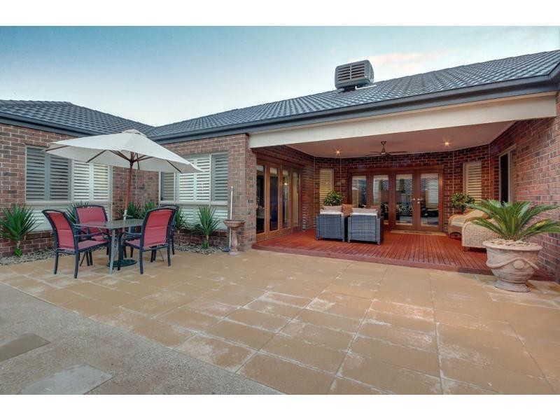 12 Montmorency Avenue, Berwick VIC 3806