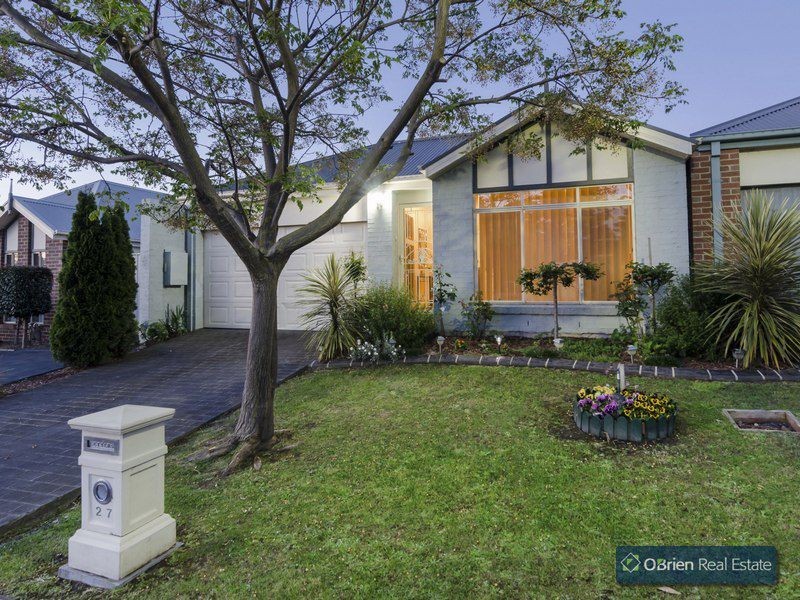 27 Boston Court, Narre Warren VIC 3805