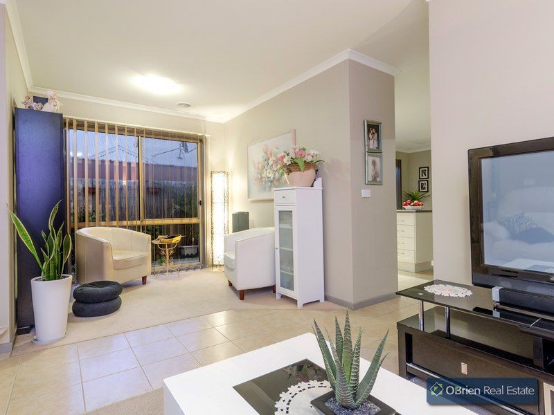 27 Boston Court, Narre Warren VIC 3805