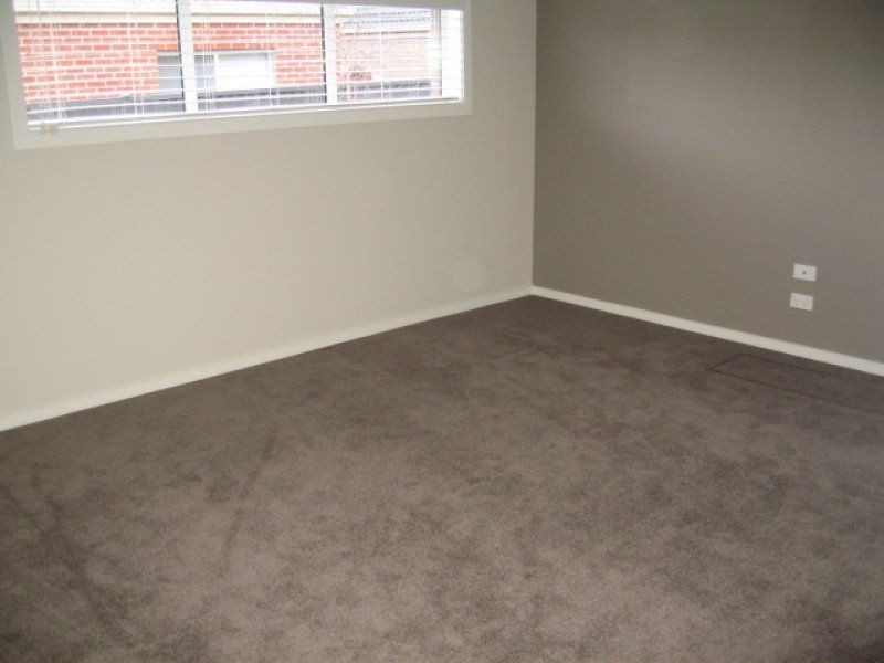 12 Botanic Drive, Pakenham VIC 3810