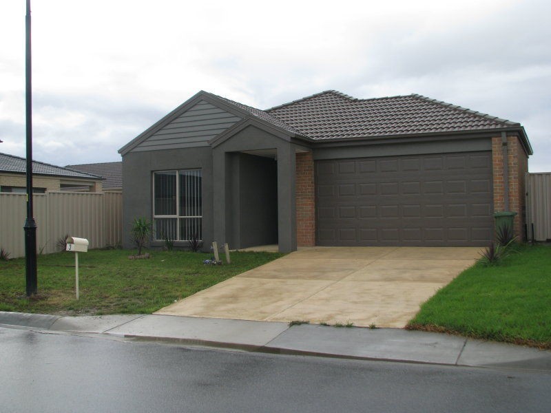 3 Audley Street, Pakenham VIC 3810