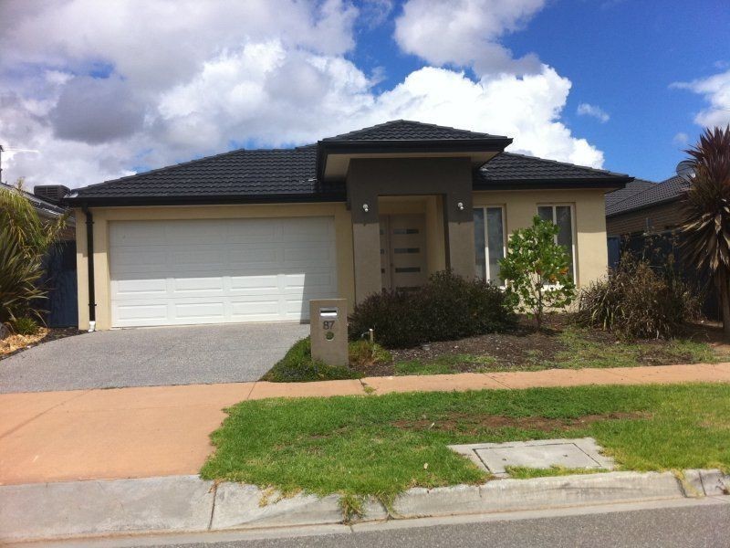 87 The Parkway, Pakenham VIC 3810