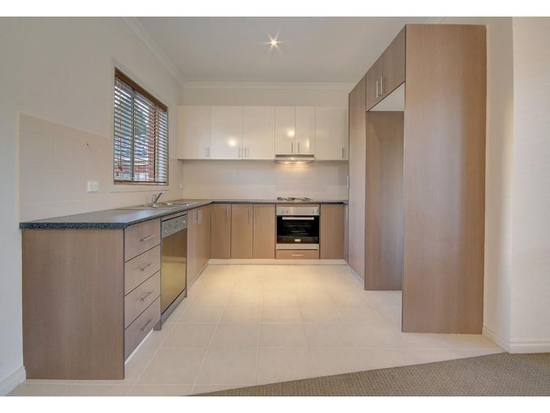 5/42 Inglis Road, Berwick VIC 3806