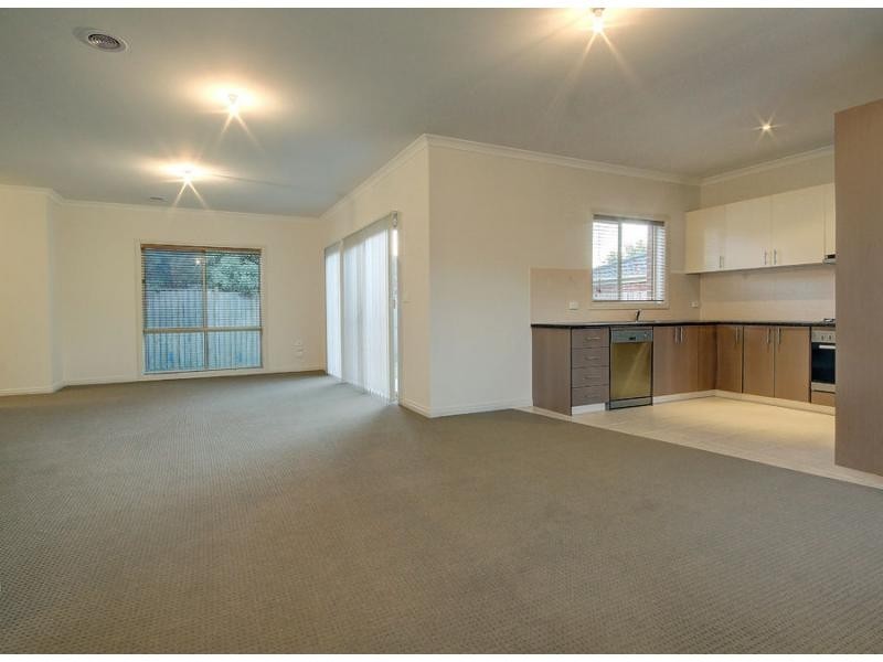 5/42 Inglis Road, Berwick VIC 3806