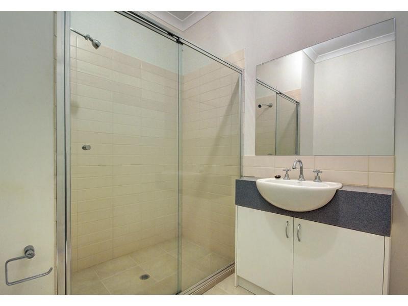 5/42 Inglis Road, Berwick VIC 3806