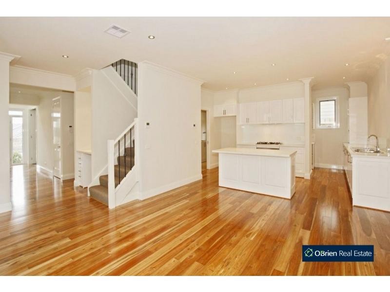 9 Avard Court, Berwick VIC 3806