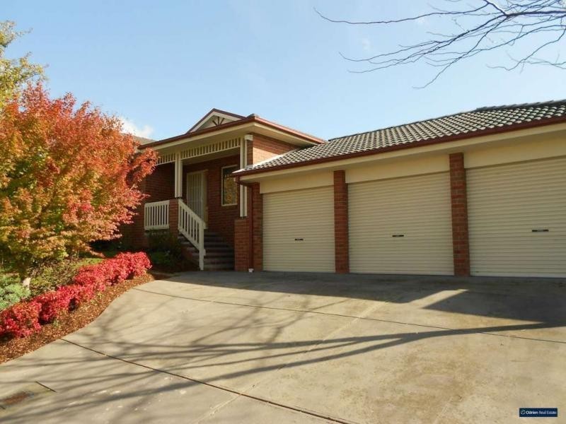 105 Berwick – Springs Promenade, Narre Warren South VIC 3805