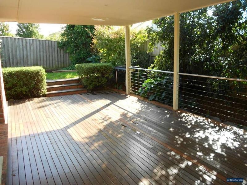 105 Berwick – Springs Promenade, Narre Warren South VIC 3805