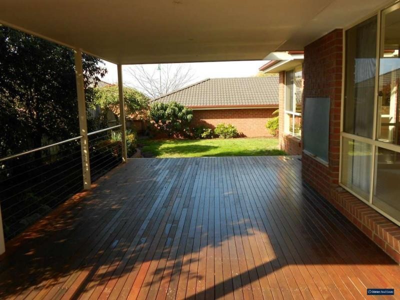 105 Berwick – Springs Promenade, Narre Warren South VIC 3805