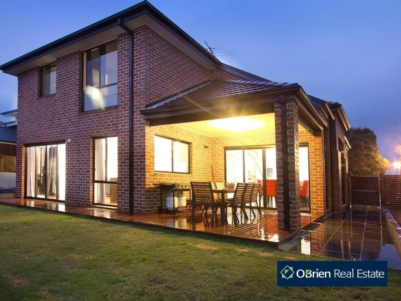 2 Norris Grove, Berwick VIC 3806