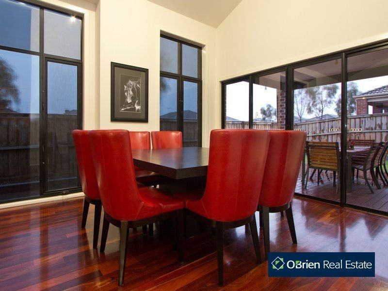 2 Norris Grove, Berwick VIC 3806