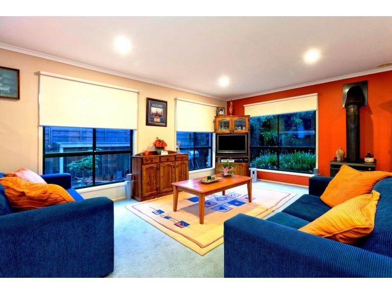 19 Scenic Drive, Beaconsfield VIC 3807