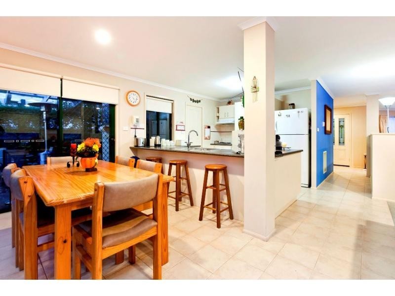 19 Scenic Drive, Beaconsfield VIC 3807