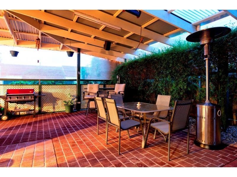 19 Scenic Drive, Beaconsfield VIC 3807