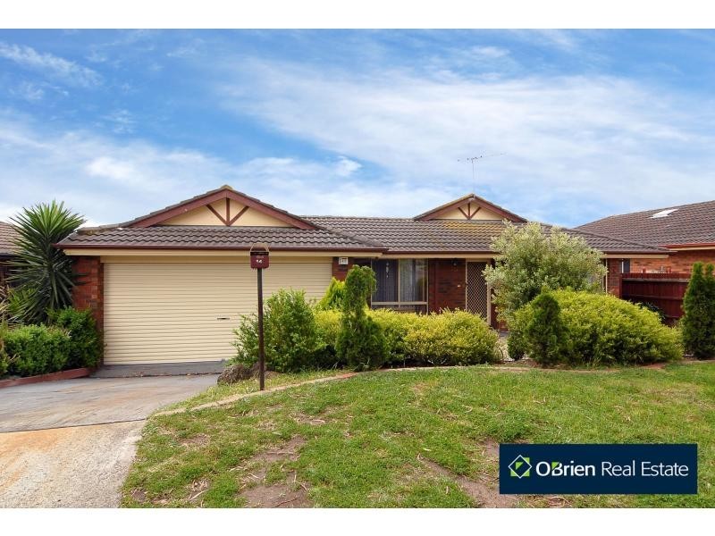 14 Gull Way, Narre Warren South VIC 3805