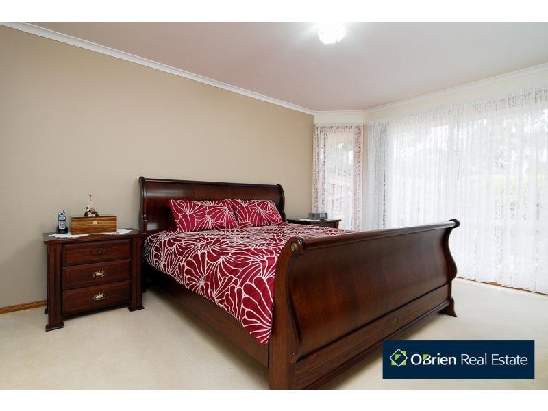 14 Gull Way, Narre Warren South VIC 3805