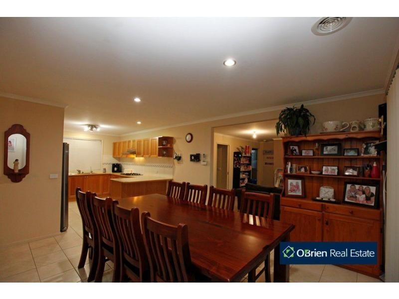 17 Appleton Court, Narre Warren South VIC 3805