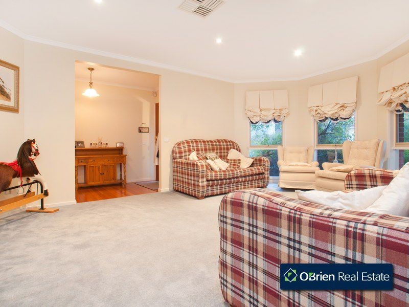 5 Kuranda Crescent, Berwick VIC 3806