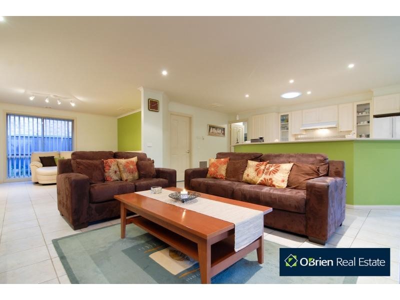 10 Warwick Court, Berwick VIC 3806