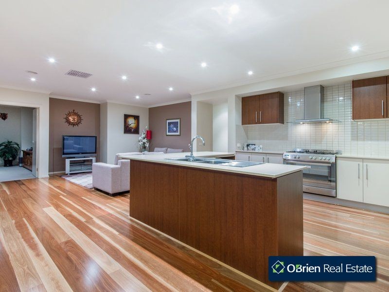 18 Stanhope Avenue, Berwick VIC 3806