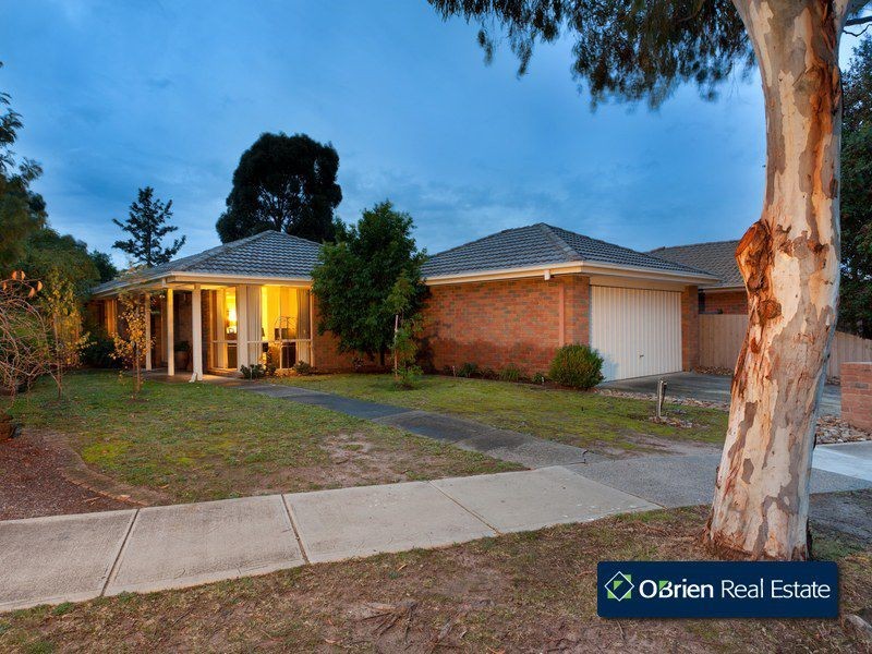 9 Rupertswood Rise, Narre Warren South VIC 3805