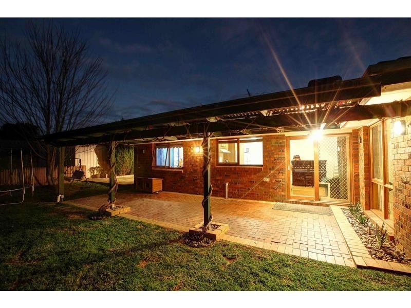 31 Willislie Crescent, Berwick VIC 3806