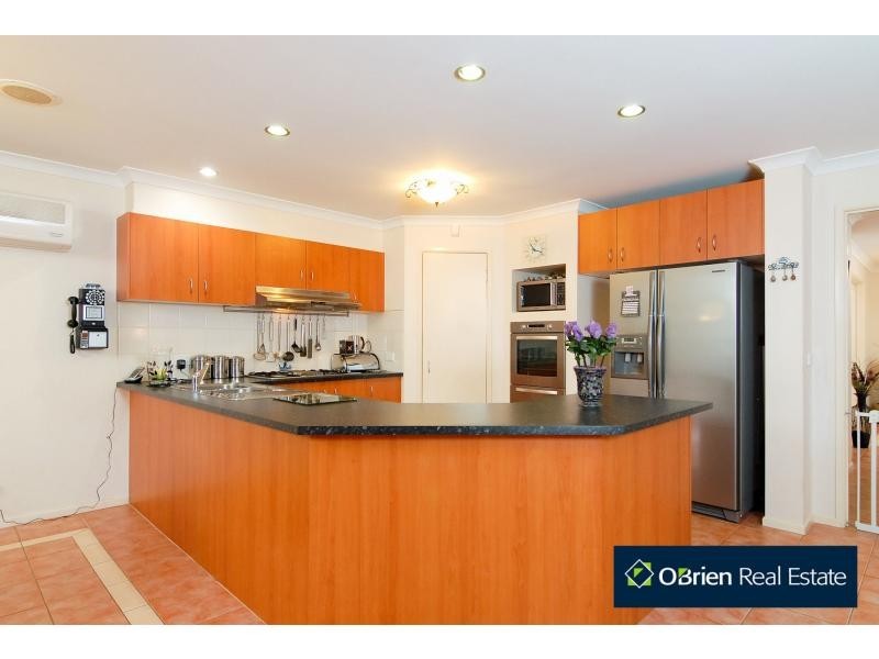 108 Harrington Drive, Narre Warren South VIC 3805