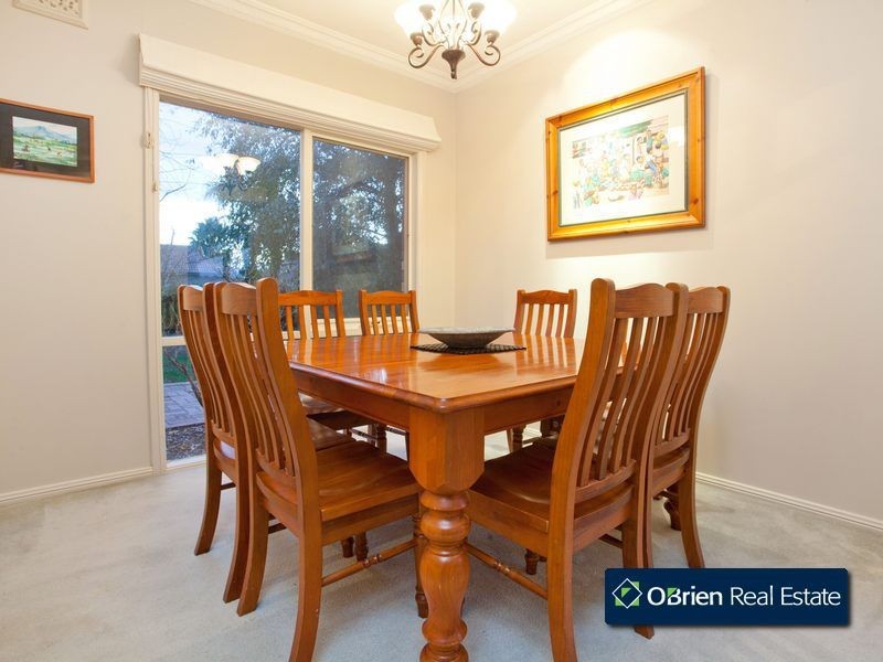 7 James Court, Narre Warren VIC 3805