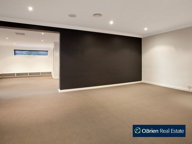9 Minak Close, Narre Warren South VIC 3805
