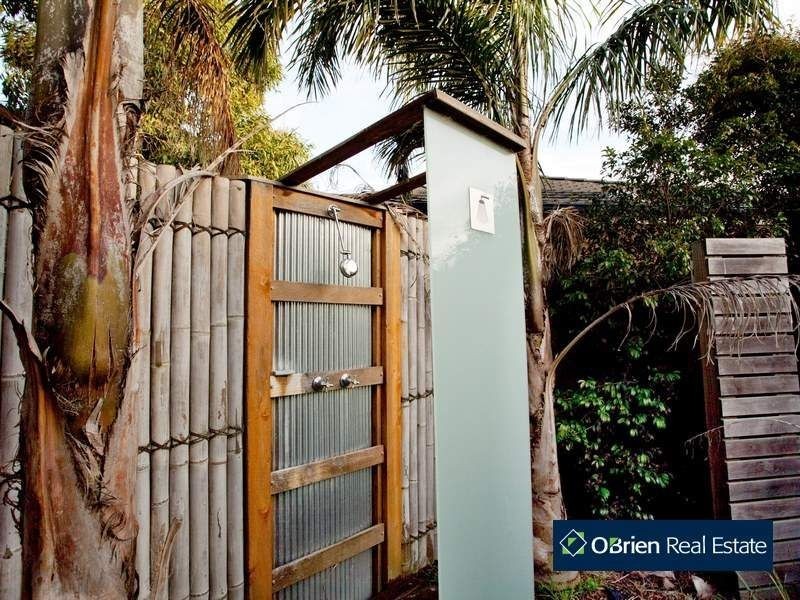 9 Minak Close, Narre Warren South VIC 3805